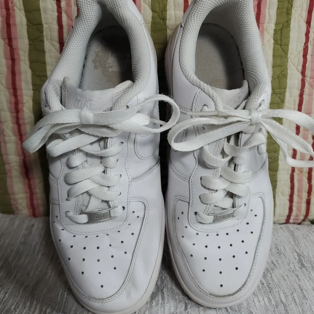 Nike Air Force 1 Low 08-2016 Womens Triple White Shoes 315115 Sz 7